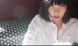 黄多多疑被同学q呼呼呼爆料视频,视频曝光引发关注