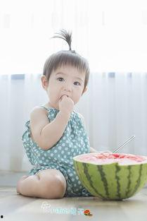 小雨娱乐吃瓜,揭秘娱乐圈最新吃瓜事件，带你领略明星幕后故事