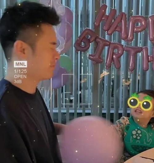 小c带你吃娱乐瓜